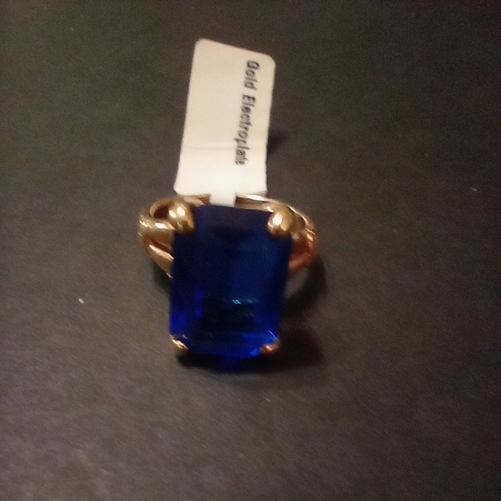 Seta Gold Tone Emerald Cut Simulated Sapphire Color Solitaire Ring Size 6